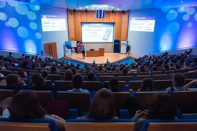 Zahájení i vyhlášení výsledků Festivalu probíhalo v aule Univerzity Pardubice